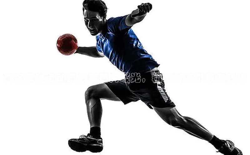 长征注册登录入口歌力思真实足球运动员约架图片曝光，精彩对决引网友热议